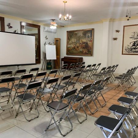 Hotel Inn Galerias Aguascalientes Ngoại thất bức ảnh