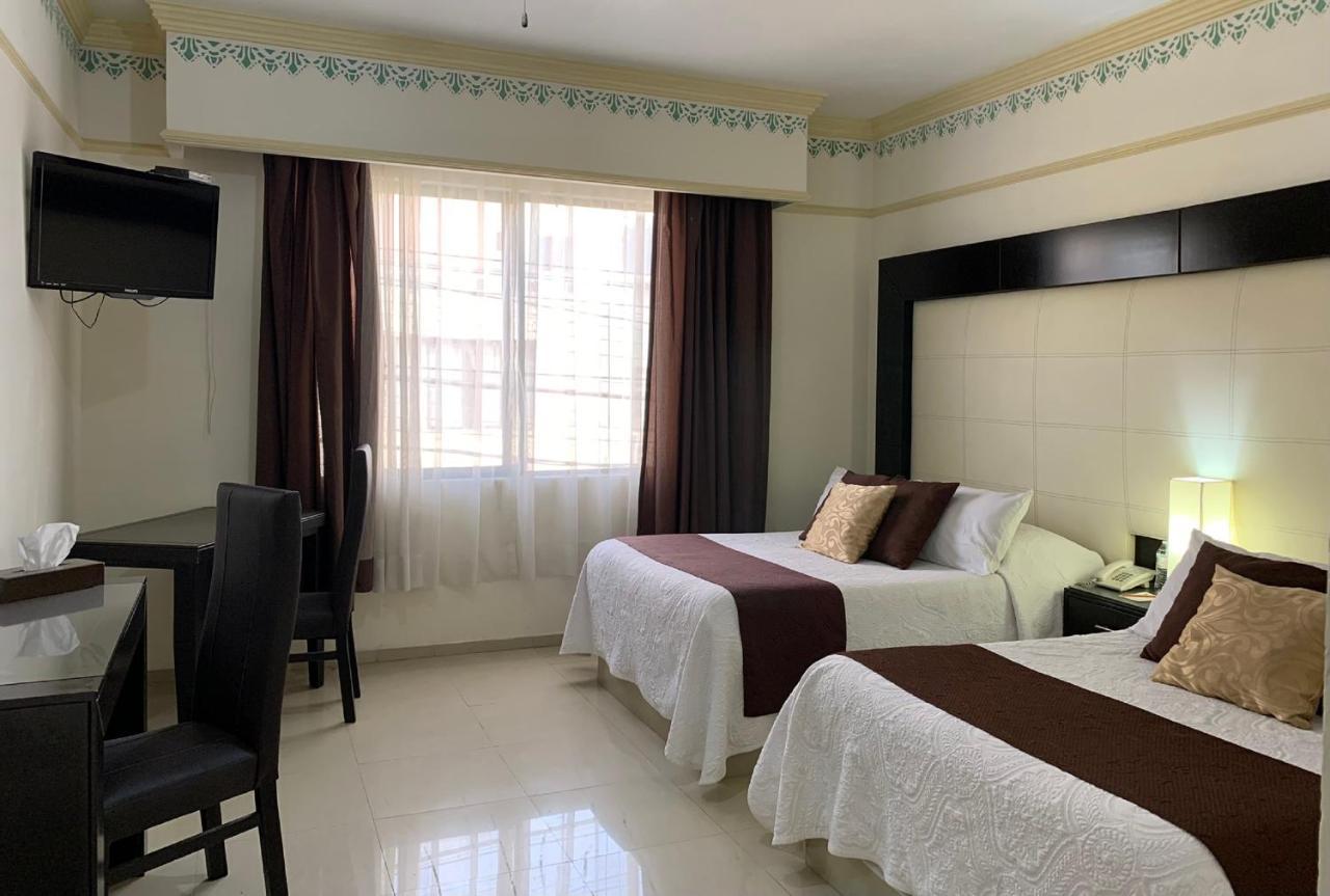 Hotel Inn Galerias Aguascalientes Ngoại thất bức ảnh