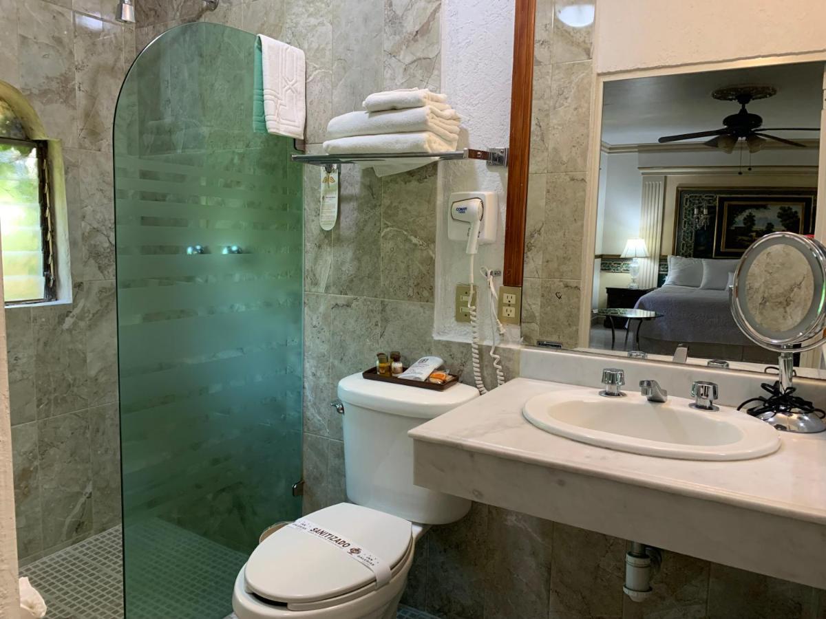 Hotel Inn Galerias Aguascalientes Ngoại thất bức ảnh
