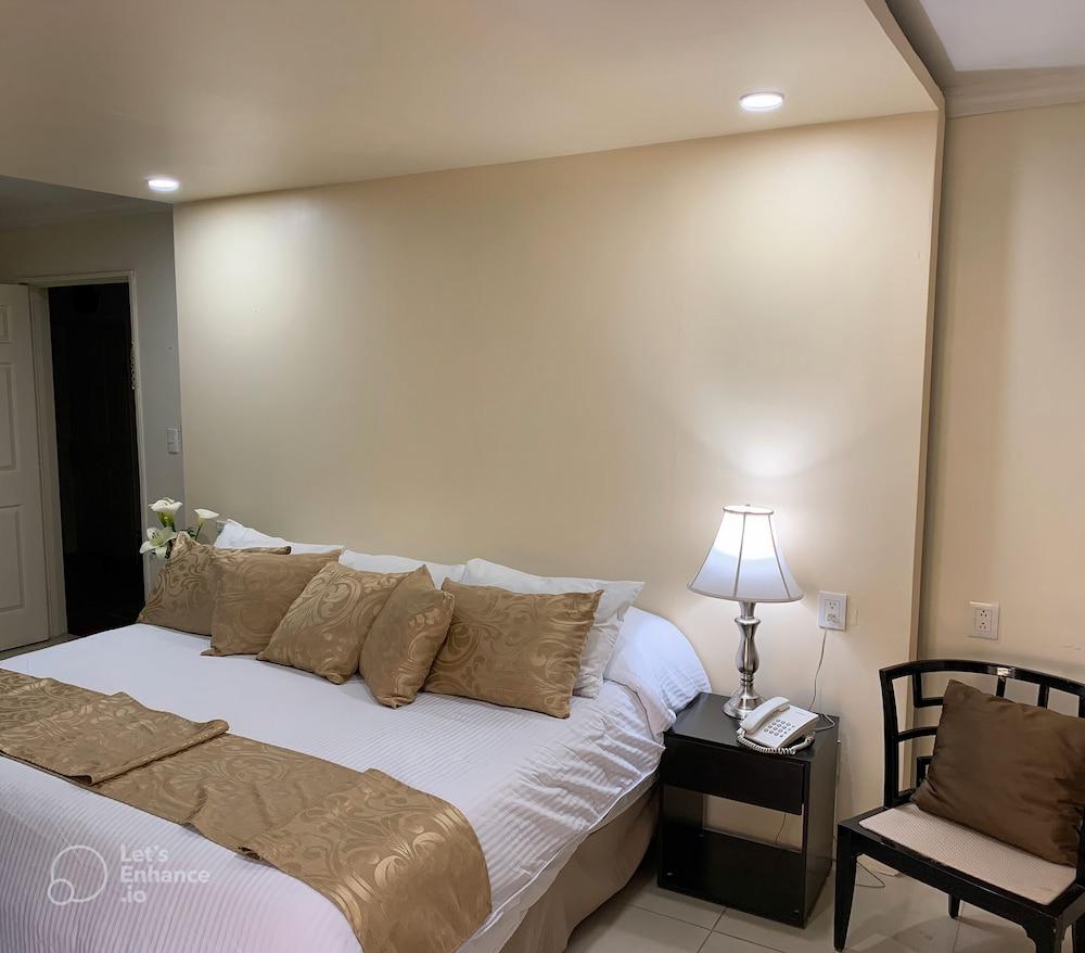 Hotel Inn Galerias Aguascalientes Ngoại thất bức ảnh