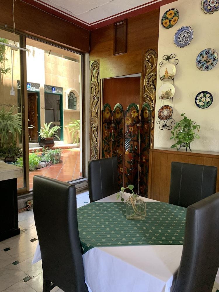 Hotel Inn Galerias Aguascalientes Ngoại thất bức ảnh