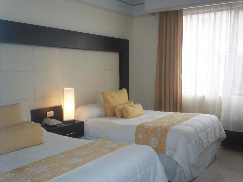 Hotel Inn Galerias Aguascalientes Ngoại thất bức ảnh